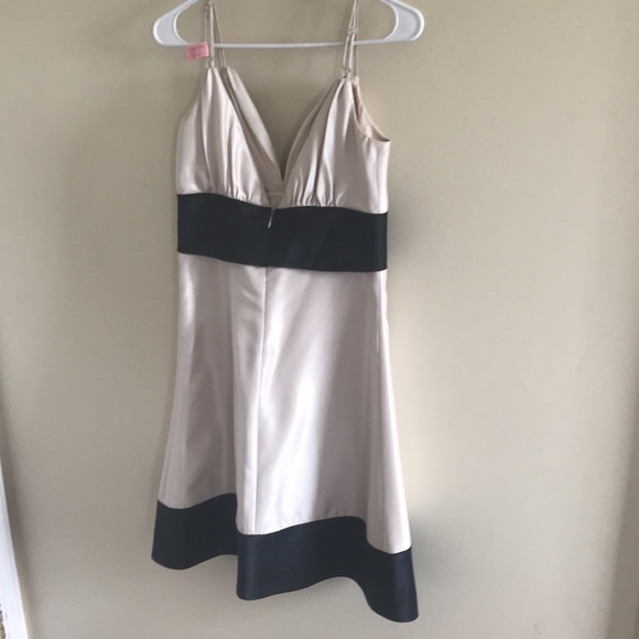 White House black market dress size 0 - Picture 3 of 3